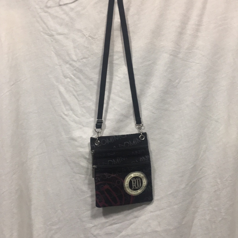 Cute & Functionality In This Little Crossbody - image 2